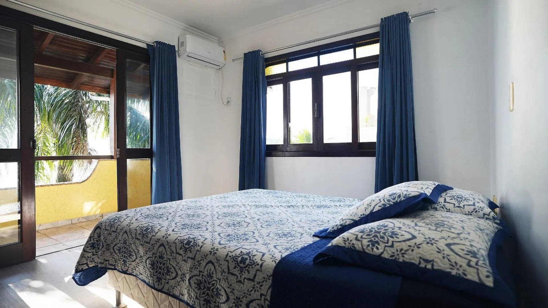 Casas Praia Da Lagoinha - Mestre Naro Bombinhas Apartment